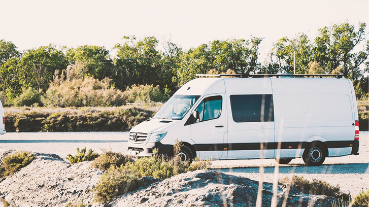 Sprinter-Van-on-Road